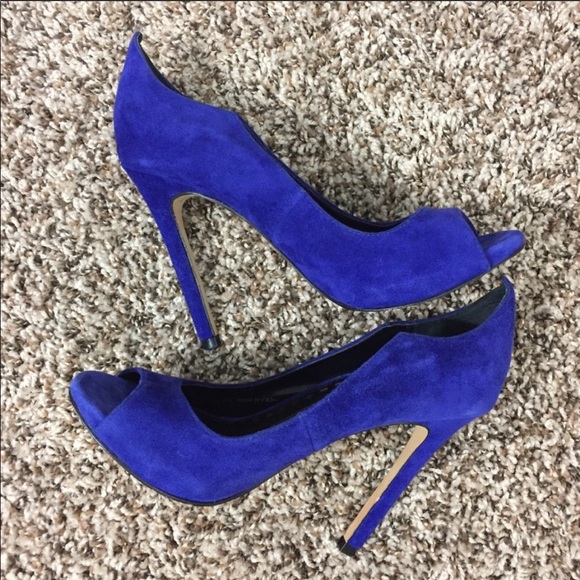 Dolce Vita Blue Isabel Peep Toe Pump - Picture 3 of 6